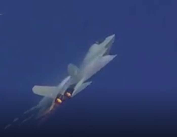 चीन का J-35AE स्टेल्थ फाइटर: पाकिस्तान डील की चर्चा से भारत की बढ़ी चिंता