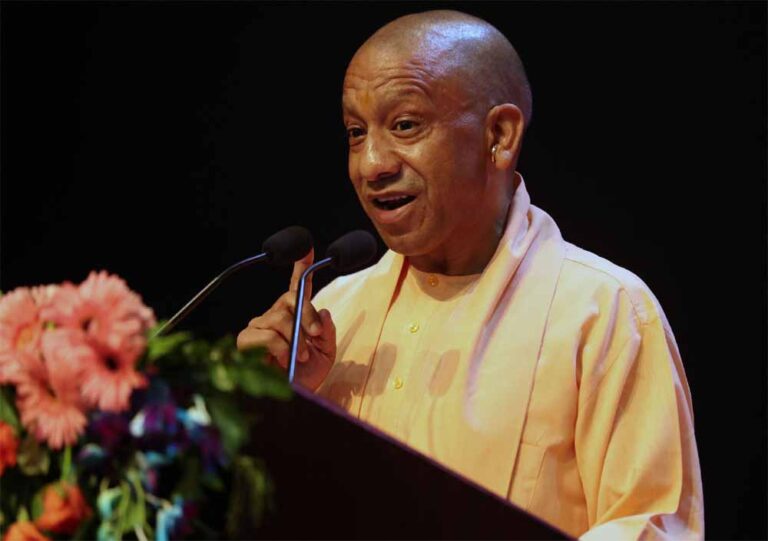 शिक्षामित्रों को पहचान और संबल दे रही योगी सरकार, 5 मई को गोरखपुर में सीएम करेंगे सम्मान