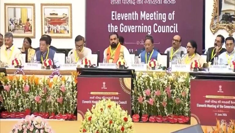 बस्तर में दूध, खेतों तक पानी, युवाओं को काम और गांवों को नई पहचान देने की तैयारी