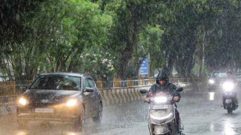 आज का मौसम: दिल्ली-बिहार समेत 12 राज्यों में बारिश का अलर्ट, कई इलाकों में चलेगी तेज आंधी