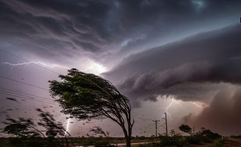 IMD Alert: 80KM/H की रफ्तार से आएगा अंधड़, अगले 24 घंटे 21 राज्यों में भारी मौसम का खतरा
