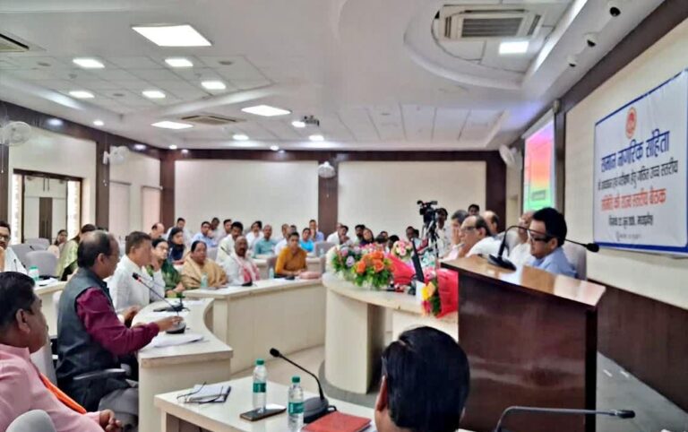 MP में UCC की आहट! इंटरकास्ट मैरिज पर आदिवासी अधिकारों को लेकर बढ़ी चिंता, विवाह रजिस्ट्रेशन होगा अनिवार्य