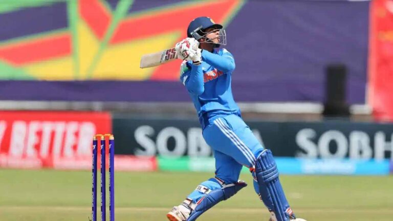 भारत A के वैभव सूर्यवंशी ने 22 गेंदों में ठोके 44 रन, चौकों की बारिश से मचाया धमाल