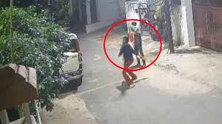 रांची में बड़ा खुलासा: आरएसएस कार्यालय पर बम हमले के मामले में आरोपी हिरासत से फरार, फिर मुठभेड़ में घायल