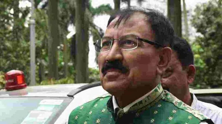TMC में बगावत तेज, सांसद प्रसून बनर्जी ‘काकोली ग्रुप’ में शामिल