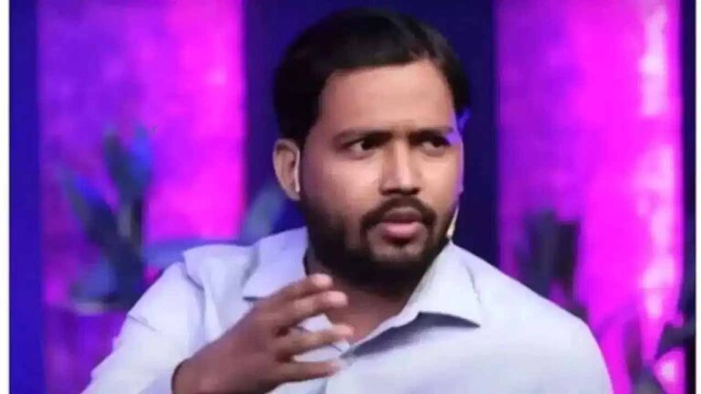 खान सर की बढ़ीं मुश्किलें, फायरिंग मामले में गंभीर धाराओं के तहत केस दर्ज