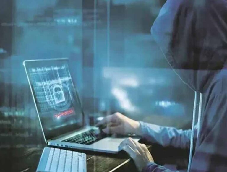 म्यूल अकाउंट के जरिए साइबर ठगी का नेटवर्क बेनकाब, 15 आरोपी गिरफ्तार, लाखों के संदिग्ध ट्रांजेक्शन का खुलासा