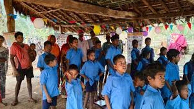 बस्तर के 3 गांवों में शिक्षा का नया सवेरा, आजादी के बाद पहली बार खुलेंगे स्कूल