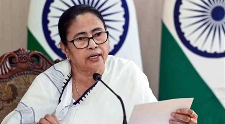 TMC में बढ़ी हलचल! बागी सांसदों की शुभेंदु अधिकारी संग बैठक, ममता बनर्जी की बढ़ सकती हैं मुश्किलें
