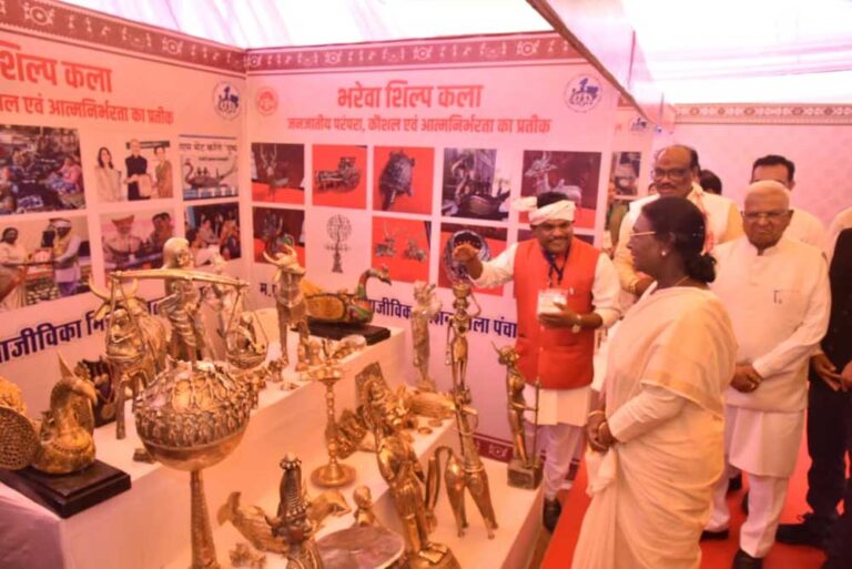 नारी सशक्तिकरण और आत्मनिर्भर भारत की संकल्पना को साकार करने सभी की सहभागिता जरूरी : राष्ट्रपति मुर्मु
