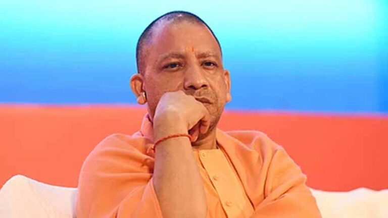 यूपी के 1.5 लाख युवाओं को मिलेगी मुफ्त प्रोफेशनल AI ट्रेनिंग