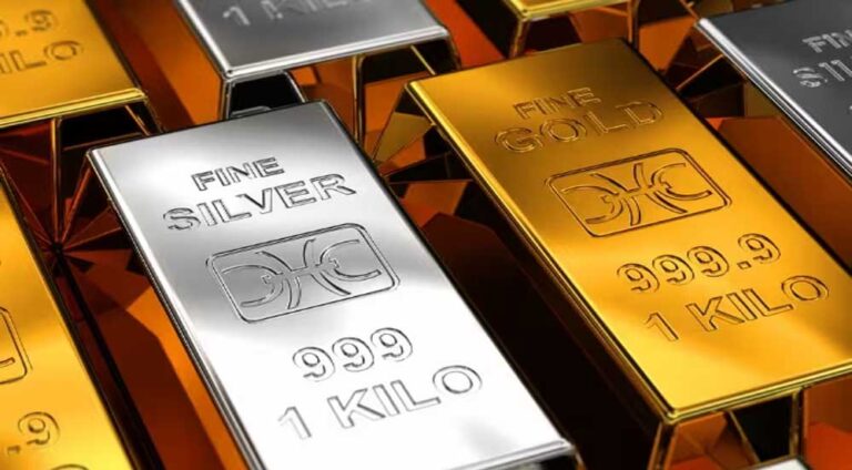 Gold-Silver Price Crash: चांदी में बड़ी गिरावट, एक झटके में ₹5000 टूटी कीमतें, सोना भी हुआ सस्ता
