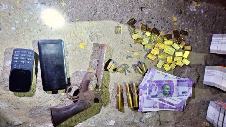 बिहार में बड़ा खुलासा, 1 करोड़ के जाली नोट समेत सोने के बिस्किट बरामद