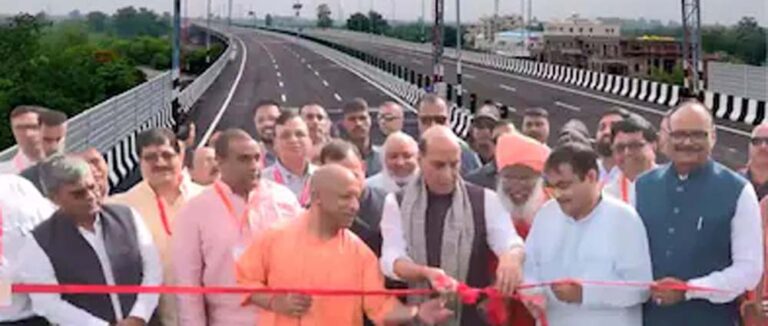 लखनऊ-कानपुर एक्सप्रेसवे का उद्घाटन, अब 40 मिनट में पूरा होगा सफर