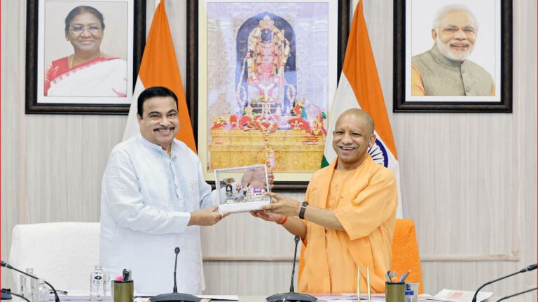 उत्तर प्रदेश में विश्वस्तरीय सड़क संपर्क विकसित करना हमारी प्राथमिकता: नितिन गडकरी