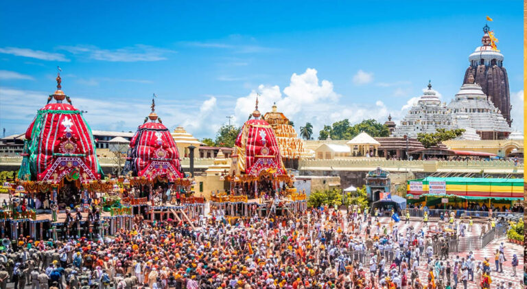जगन्नाथ रथ यात्रा में उमड़ा आस्था का सैलाब, पुरी में एक रात का होटल किराया ₹50,000 के पार