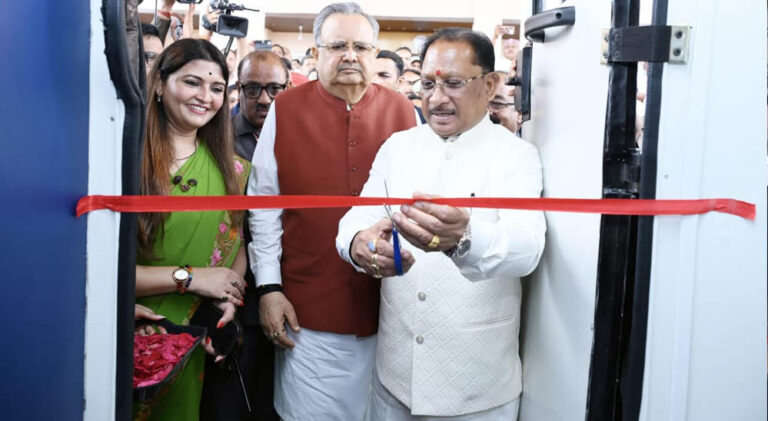 ग्रामीण विद्यार्थियों को आधुनिक तकनीकों से जोड़ना विकसित छत्तीसगढ़ की दिशा में महत्वपूर्ण कदम : मुख्यमंत्री विष्णुदेव साय