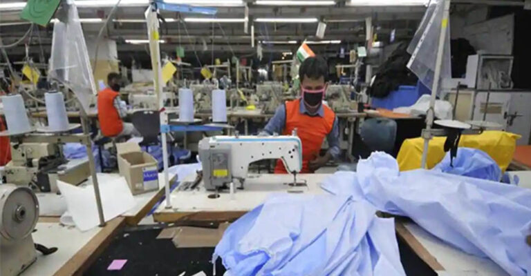 योगी सरकार की टेक्सटाइल नीति से उत्तर प्रदेश को मिली नई पहचान, भारत टेक्स-2026 में गूंजा यूपी का विकास मॉडल