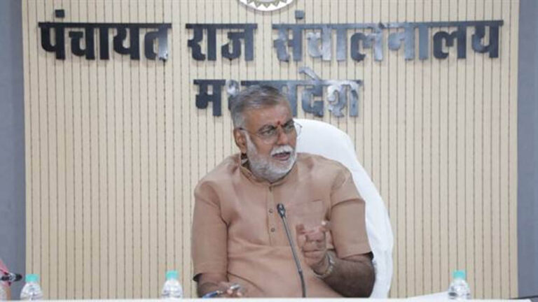 पंचायतों को बनाए आत्मनिर्भर और रोजगारोन्मुखी : मंत्री पटेल