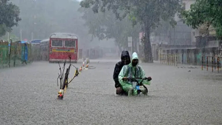 Mumbai Rain Alert: नहीं थम रही बारिश, अंधेरी सबवे बंद, ठाणे समेत कई इलाकों के लिए IMD का अलर्ट