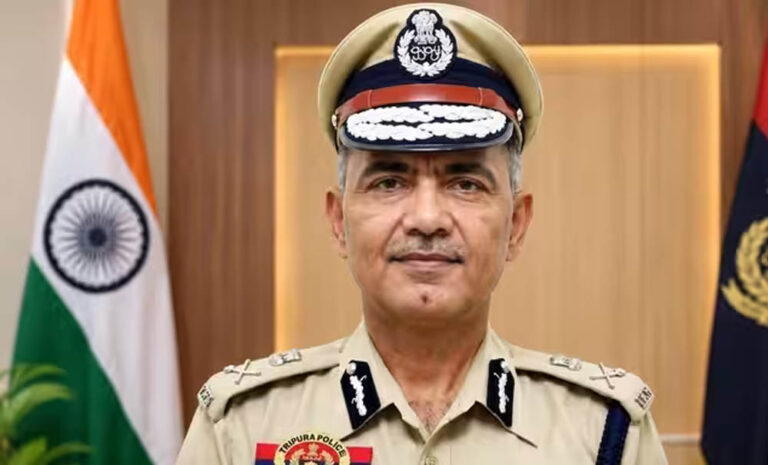 त्रिपुरा के DGP अनुराग धनखड़ पुलिस मुख्यालय में मृत मिले, सुसाइड की आशंका से मचा हड़कंप