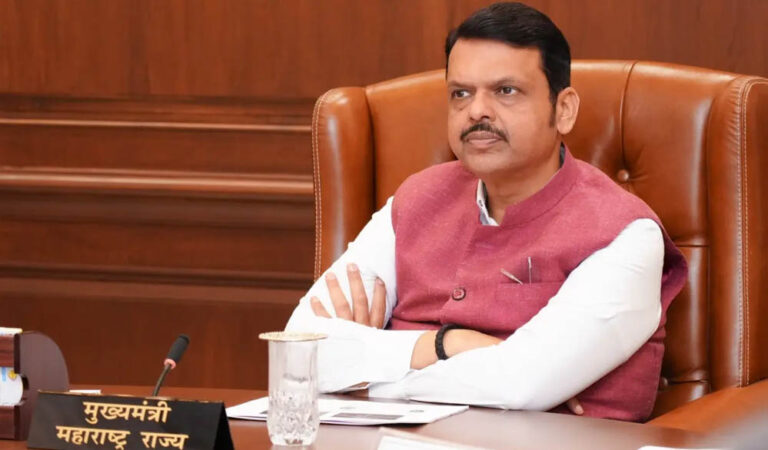 मोदी कैबिनेट में फेरबदल की अटकलें तेज: दिल्ली की हलचल से बढ़ा सियासी पारा
