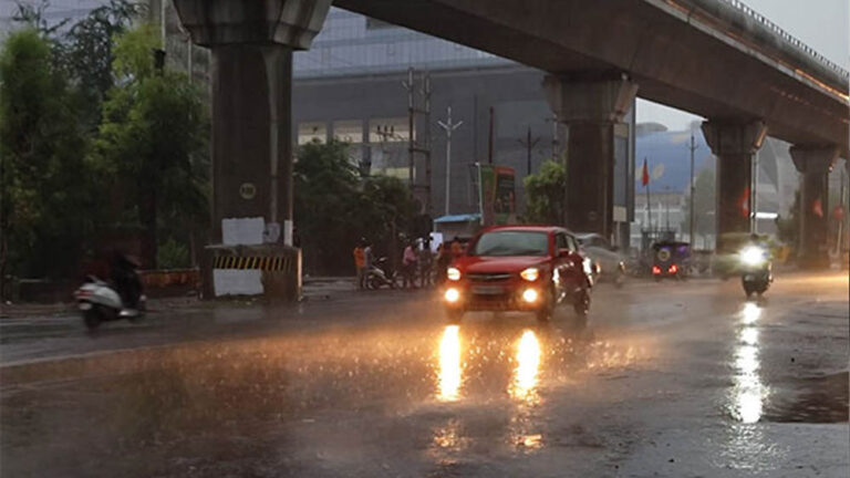 MP Weather: मध्य प्रदेश में एक्टिव हुआ मॉनसून, झमाझम बारिश; इन जिलों के लिए रेड अलर्ट जारी