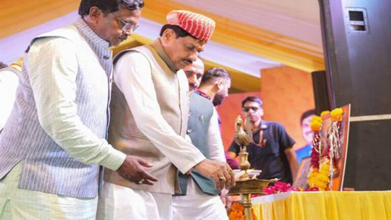प्राचीन भारतीय ज्ञान परंपरा को गहराई से समझने के लिये उन्हें उज्जैन के सांदिपनी आश्रम अवश्य आना चाहिए : मुख्यमंत्री डॉ. यादव