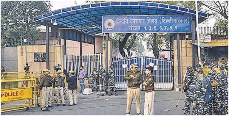 तिहाड़-रोहिणी जेल उगाही कांड, कैदियों के जरिए चलता था रिश्वत का नेटवर्क