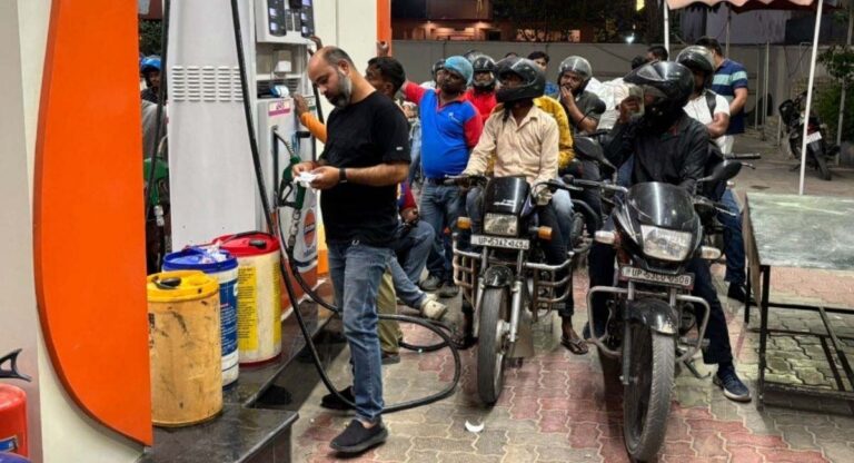 ई-20 पेट्रोल पर सवाल: माइलेज गिरने के साथ वाहनों में जंग और पार्ट्स खराब होने की शिकायतें बढ़ीं