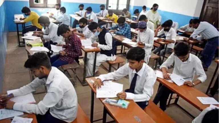 बिहार में शिक्षा अधिकारी हर महीने गांव जाकर अभिभावकों से करेंगे संवाद