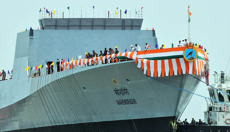INS Mahendragiri: भारतीय नौसेना को मिला नया महाबली, दुश्मन के रडार को देगा चकमा