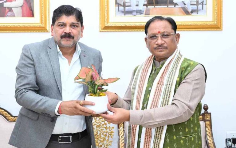 CG को रेलवे की बड़ी सौगात, PM मोदी कल करेंगे दो आधुनिक स्टेशनों का लोकार्पण; CM साय ने बताई बड़ी उपलब्धि