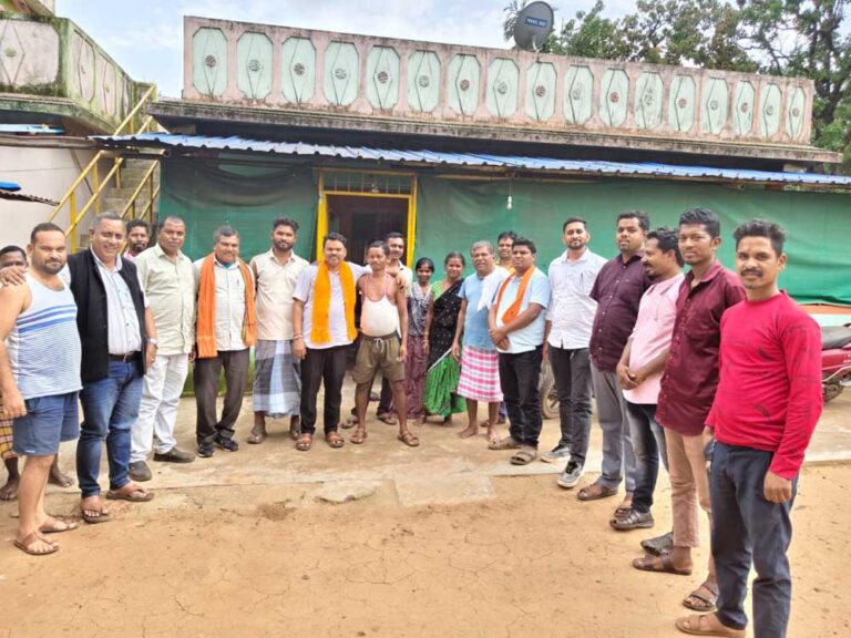 सुदूर वनांचल में जिला पंचायत अध्यक्ष की जनचौपाल