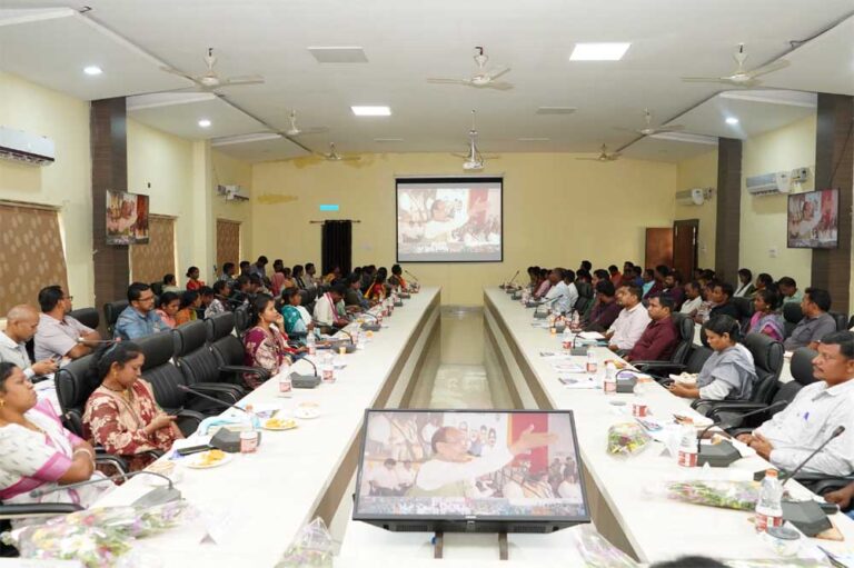 सुकमा में ‘विकसित भारत गारंटी फॉर रोजगार एवं आजीविका मिशन (ग्रामीण) ग्राम योजना’ का शुभारंभ