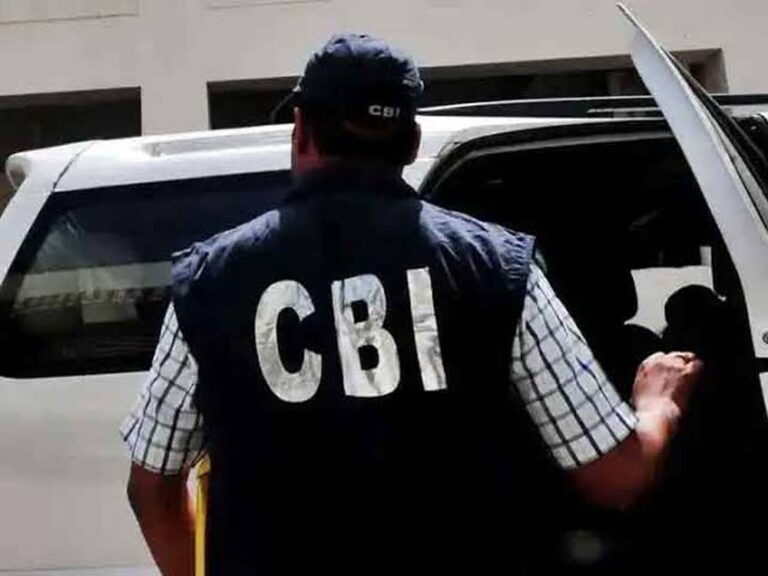 बीकानेर में CBI की बड़ी कार्रवाई, रेलवे के दो कर्मचारी 1.20 लाख रिश्वत लेते गिरफ्तार