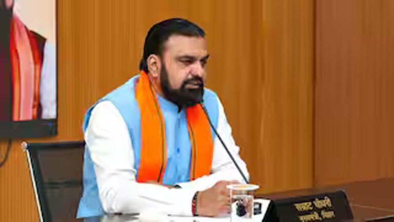 बिहार की बेटियों को सीएम की 3 बड़ी सौगात, सुरक्षा से लेकर स्टार्टअप तक मिलेगा लाभ