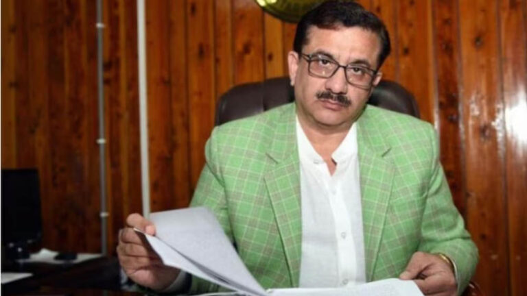 यूपी शिया सेंट्रल वक्फ बोर्ड पर ₹1,000 करोड़ के घोटाले का आरोप, 10-10 लाख में कब्रें बेचने का दावा