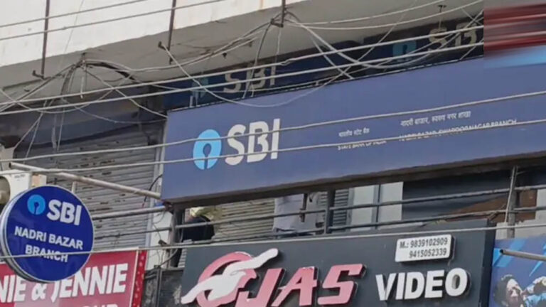 कानपुर में SBI लॉकर से 50 लाख के जेवर गायब, 2003 से कट रहा था किराया; बिना चाबी कैसे खुला लॉकर?
