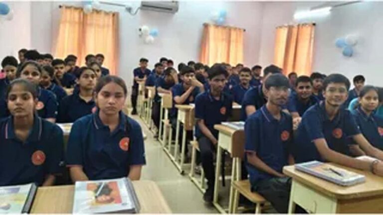 बिहार के 688 मॉडल स्कूलों में शुरू होगी 24 घंटे ऑनलाइन शिक्षक सुविधा