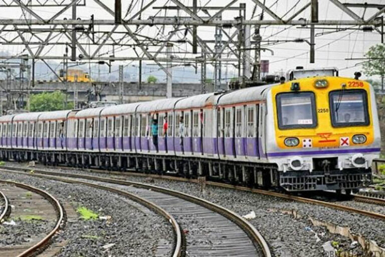 मुंबई लोकल यात्रियों के लिए बड़ी खुशखबरी! रेलवे ने 238 नई AC ट्रेनों को दी मंजूरी