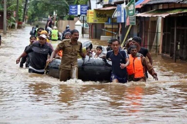 दक्षिण भारत में बारिश का कहर, केरल में 8 मौतें; कर्नाटक में भूस्खलन से परिवार खत्म