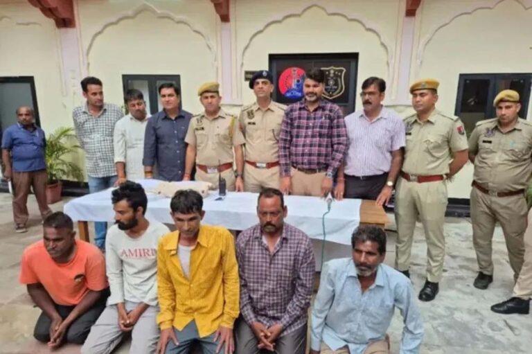 जयपुर की हवेली में कथित खजाने का रहस्य गहराया, चांदी मिली लेकिन सोने के कलश-सिक्के गायब