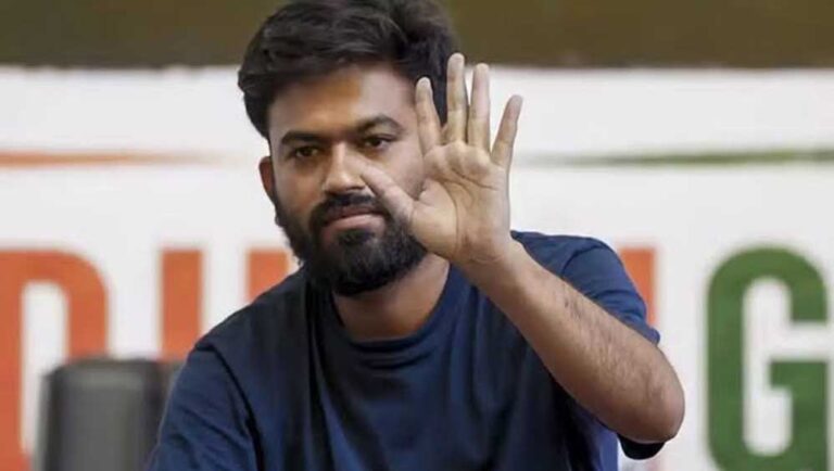 अभिजीत दीपके का बड़ा बयान- मैं और आशुतोष तो पिट लिए, अब सौरव का नंबर आएगा