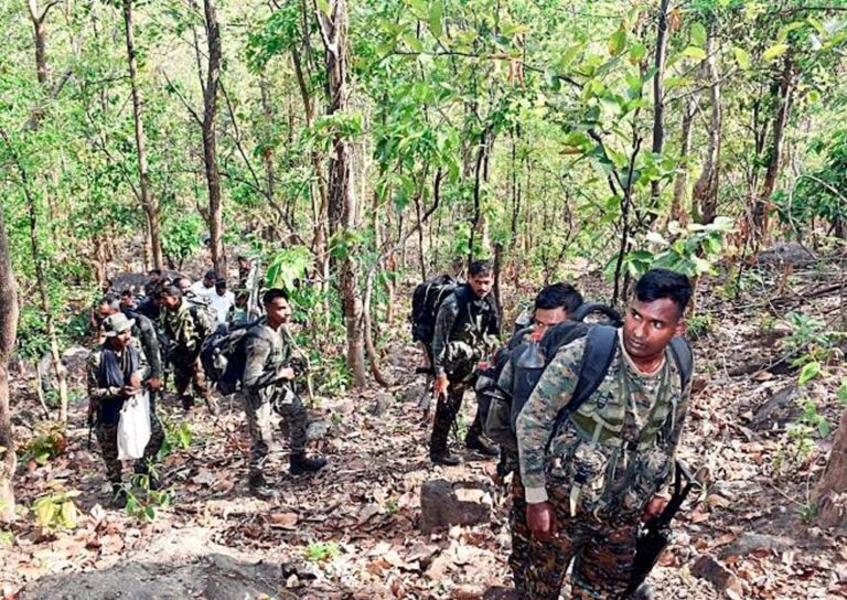 झारखंड पुलिस का रिपोर्ट कार्ड: 10 माओवाद प्रभावित क्षेत्र हुए मुक्त, 113 माओवादी गिरफ्तार