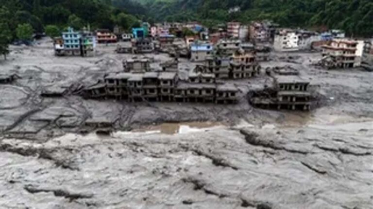 नेपाल में फिर बढ़ा भोटेकोशी नदी का जलस्तर, बाढ़ की नई चेतावनी; 903 मौतें, 4248 लापता