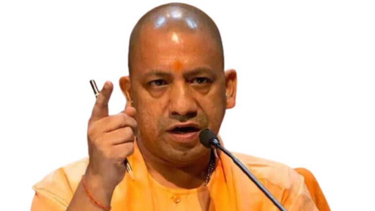 लखनऊ छावनी बनेगी ‘मॉडल कैंटोनमेंट’, CM योगी-राजनाथ ने 101 करोड़ की 12 परियोजनाओं का किया शिलान्यास