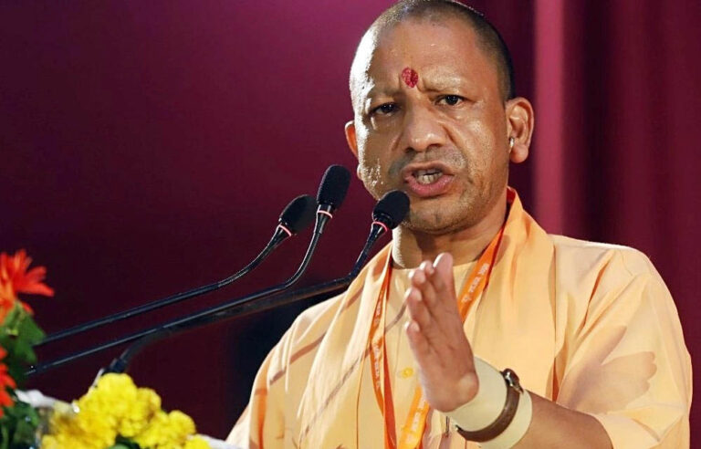 संसद में सनातन के अपमान पर CM योगी का हमला, बोले- ‘चंदा चोरी में साधु-संतों की कोई भूमिका नहीं’