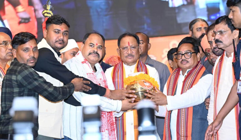 रायपुर : संत रविदास ने समरसता, समानता और भक्ति का जो मार्ग दिखाया, वही विकसित और सशक्त भारत की आधारशिला : मुख्यमंत्री विष्णुदेव साय