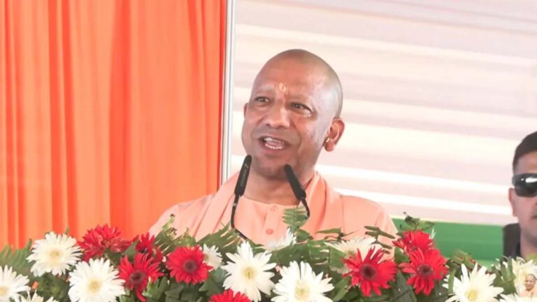 योगी बोले- पूर्वांचल के युवा अब न बेरोजगार, न नशेड़ी, विकास में निभा रहे बड़ी भूमिका